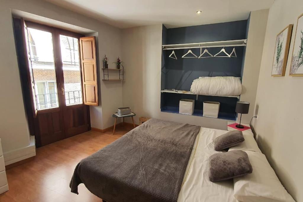 Aloja T Elvira Apartment Granada Luaran gambar