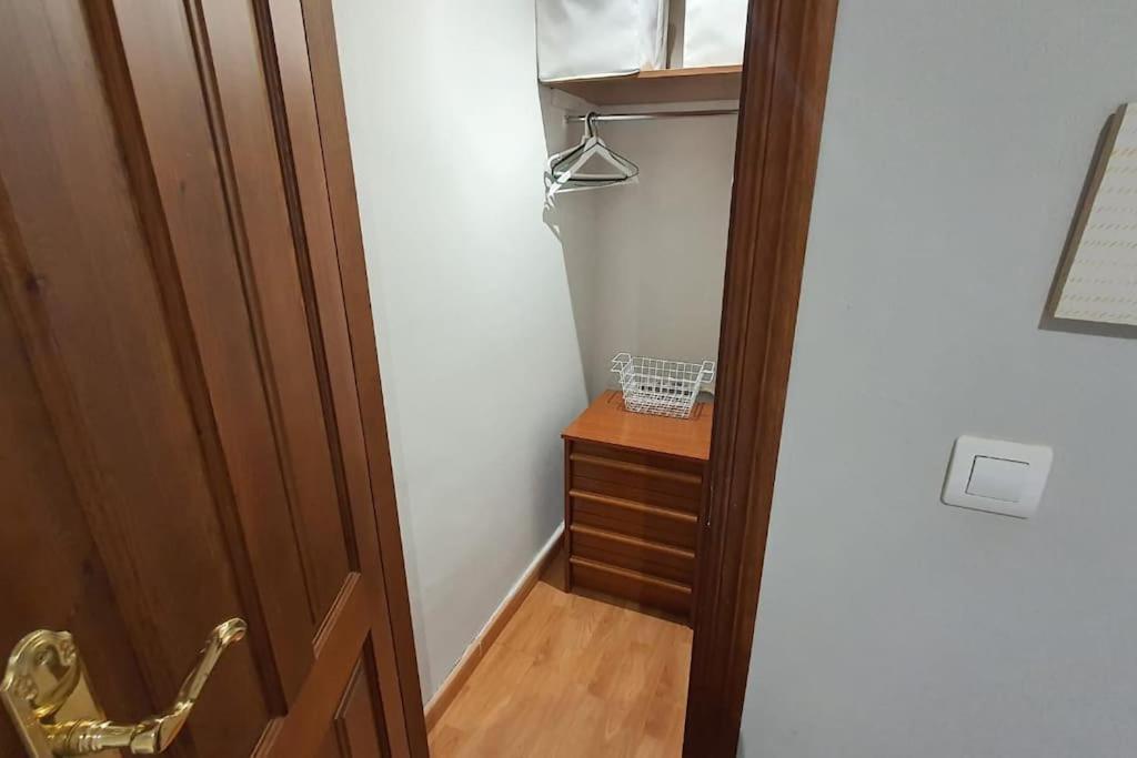 Aloja T Elvira Apartment Granada Luaran gambar